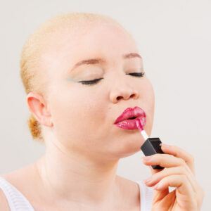 RareAura Harmony Gloss – Berry Whisper - Image 3