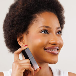 RareAura Harmony Gloss – Caramel Drip - Image 3